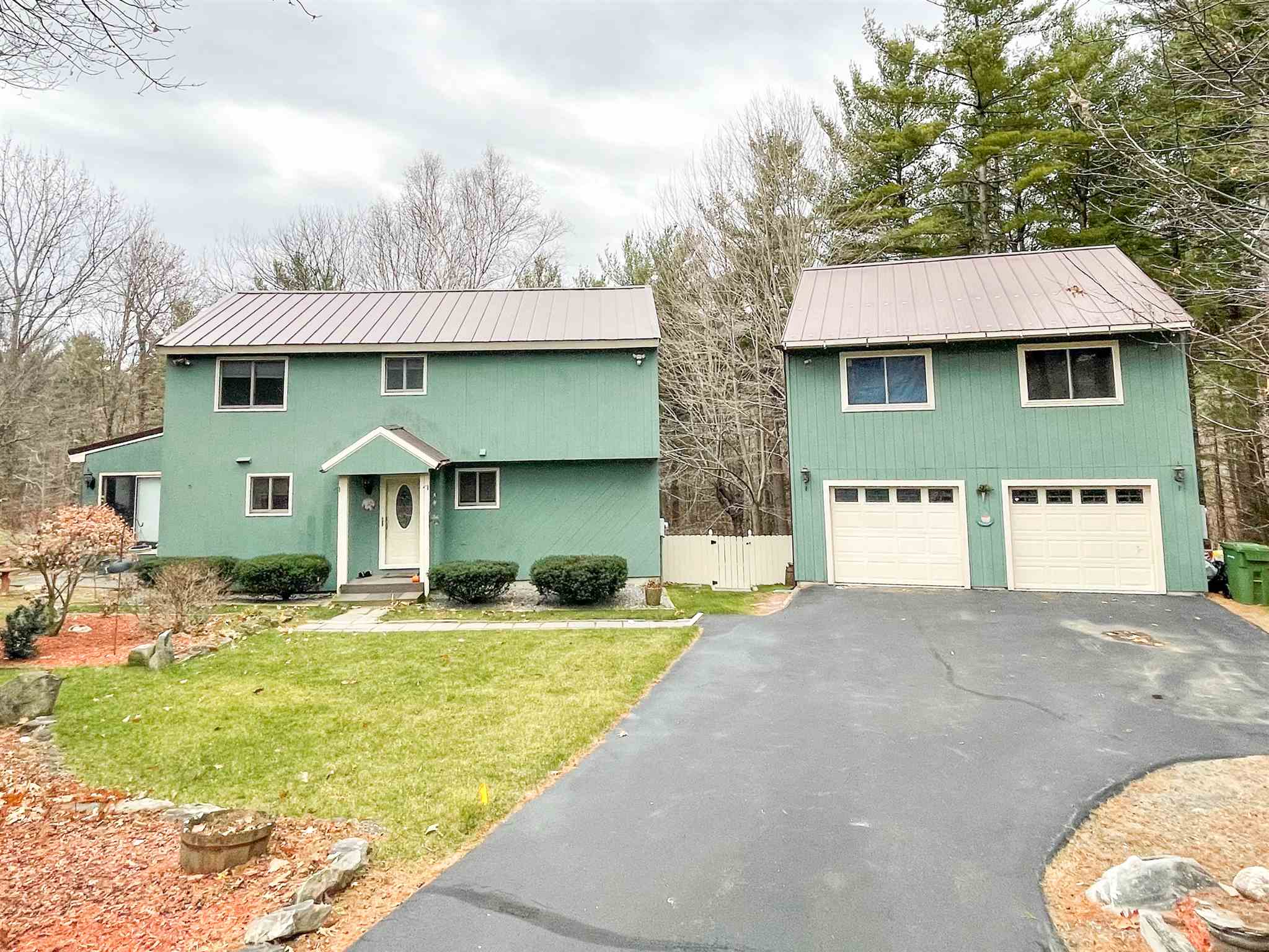 1039 Cherry Valley Road Gilford, NH 03249 - Photo 1 of 23 Gallery Image 1