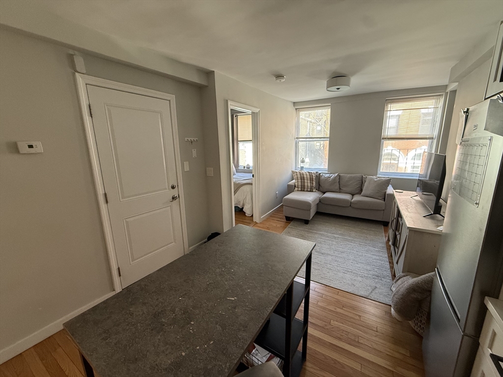 204 Endicott Street, Unit 2 Boston, MA 02113 - Photo 6 of 14