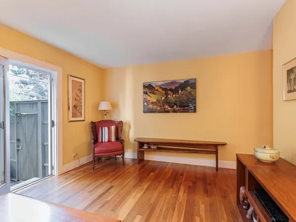 $2,800 | 53 Sacramento Street, Unit 1, Cambridge, MA 02138