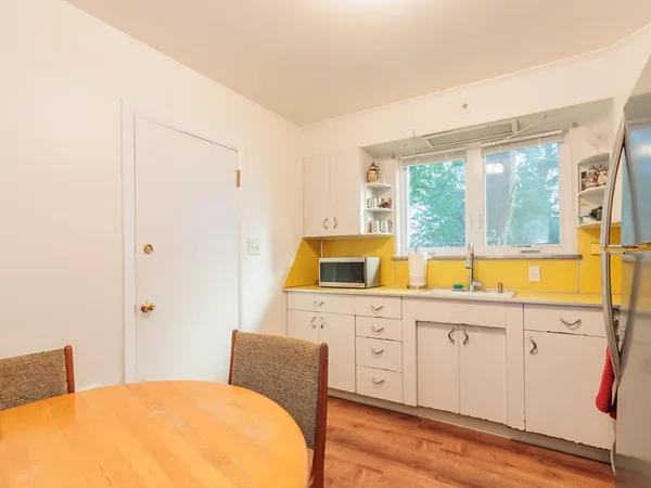 $2,800 | 53 Sacramento Street, Unit 1, Cambridge, MA 02138