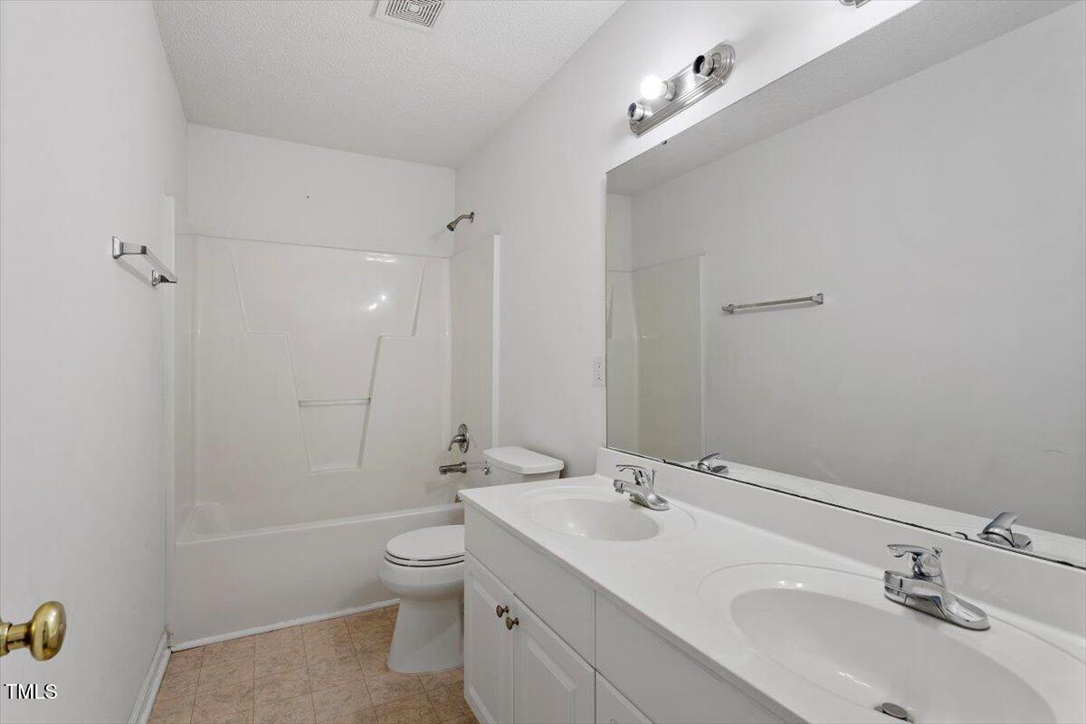 7201 Spanglers Spring Way Raleigh, NC 27610 - Photo 16 of 25 7201 Spanglers Spring Way