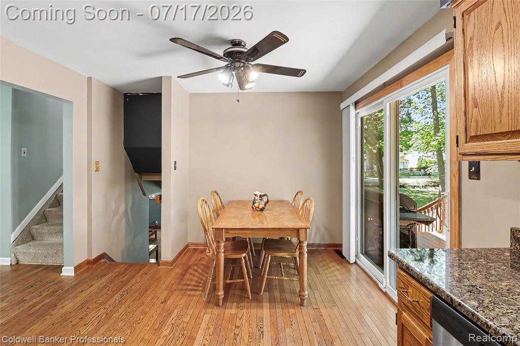 1304 Rinoco Street Waterford, MI 48327 - Photo 9 of 24 Gallery Image 9