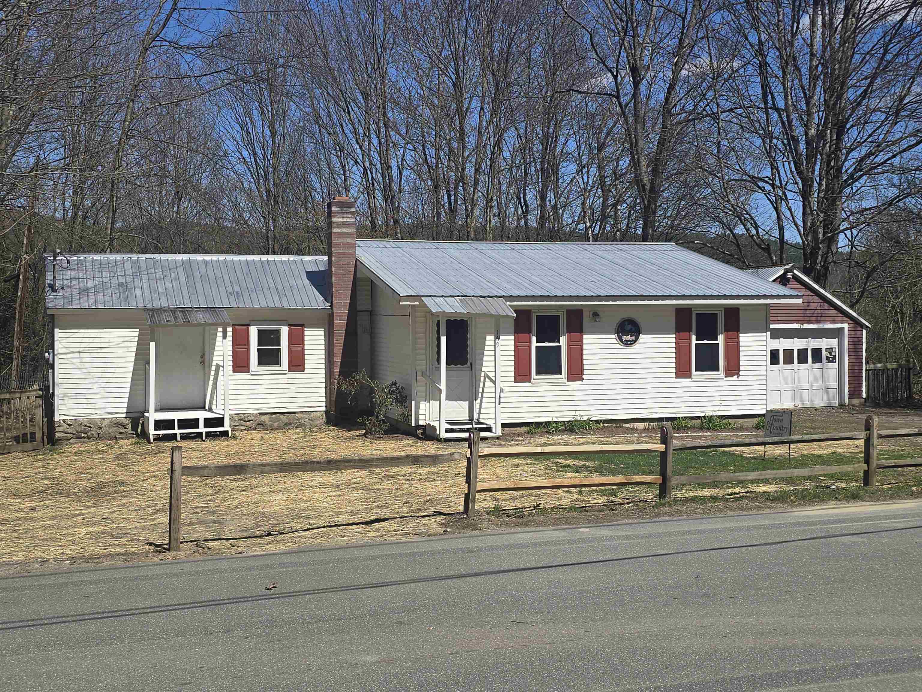 169 Fairground Heights Springfield, VT 05156 - Photo 1 of 26