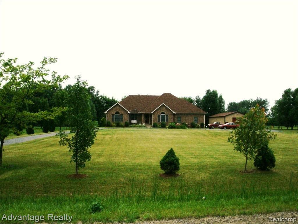 71376 Weeks Road Richmond, MI 48062 - Photo 4 of 32 1 (3).JPG