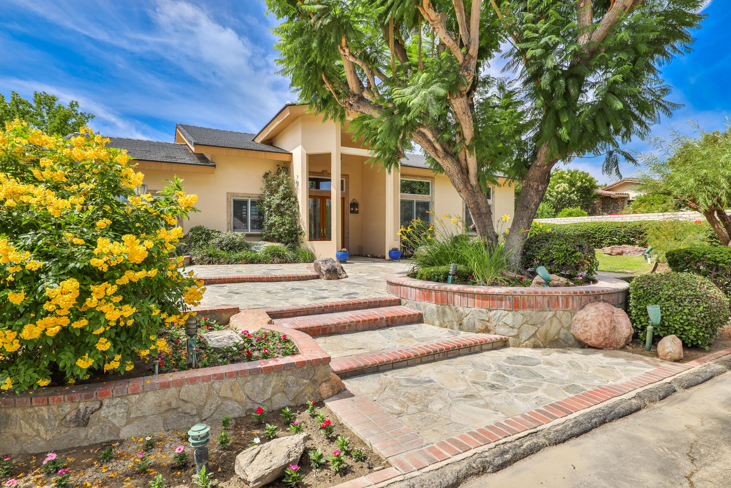 72511 Jamie Way Rancho Mirage, CA 92270 - Photo 3 of 18 2Z7A5682