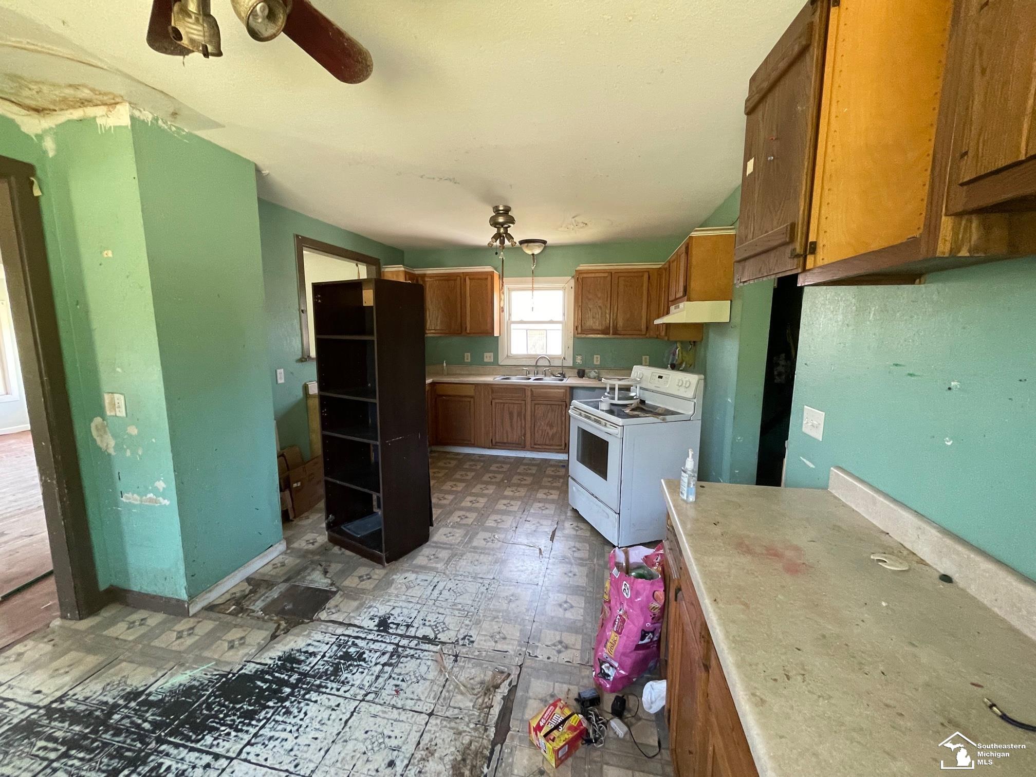 9235 Douglas Road Temperance, MI 48182 - Photo 44 of 53 50111696-43.JPG