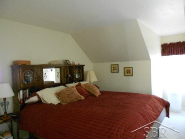 861 Stoneham Road Saginaw, MI 48638 - Photo 12 of 20 20105411-11.JPG
