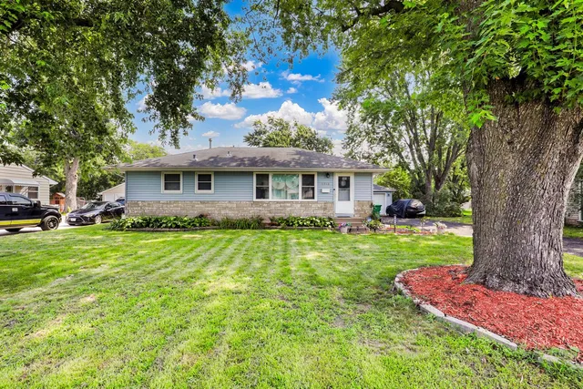 $275,000 | 5918 Xerxes Avenue North, Brooklyn Center, MN 55430