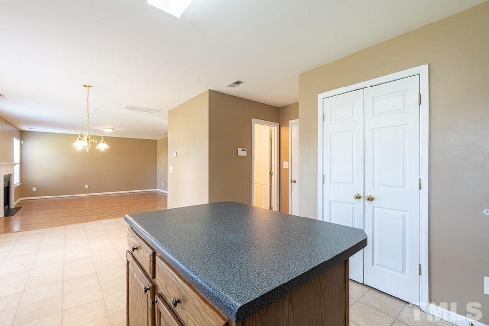 4009 Springfield Creek Drive Raleigh, NC 27616 - Photo 14 of 30 Kitchen