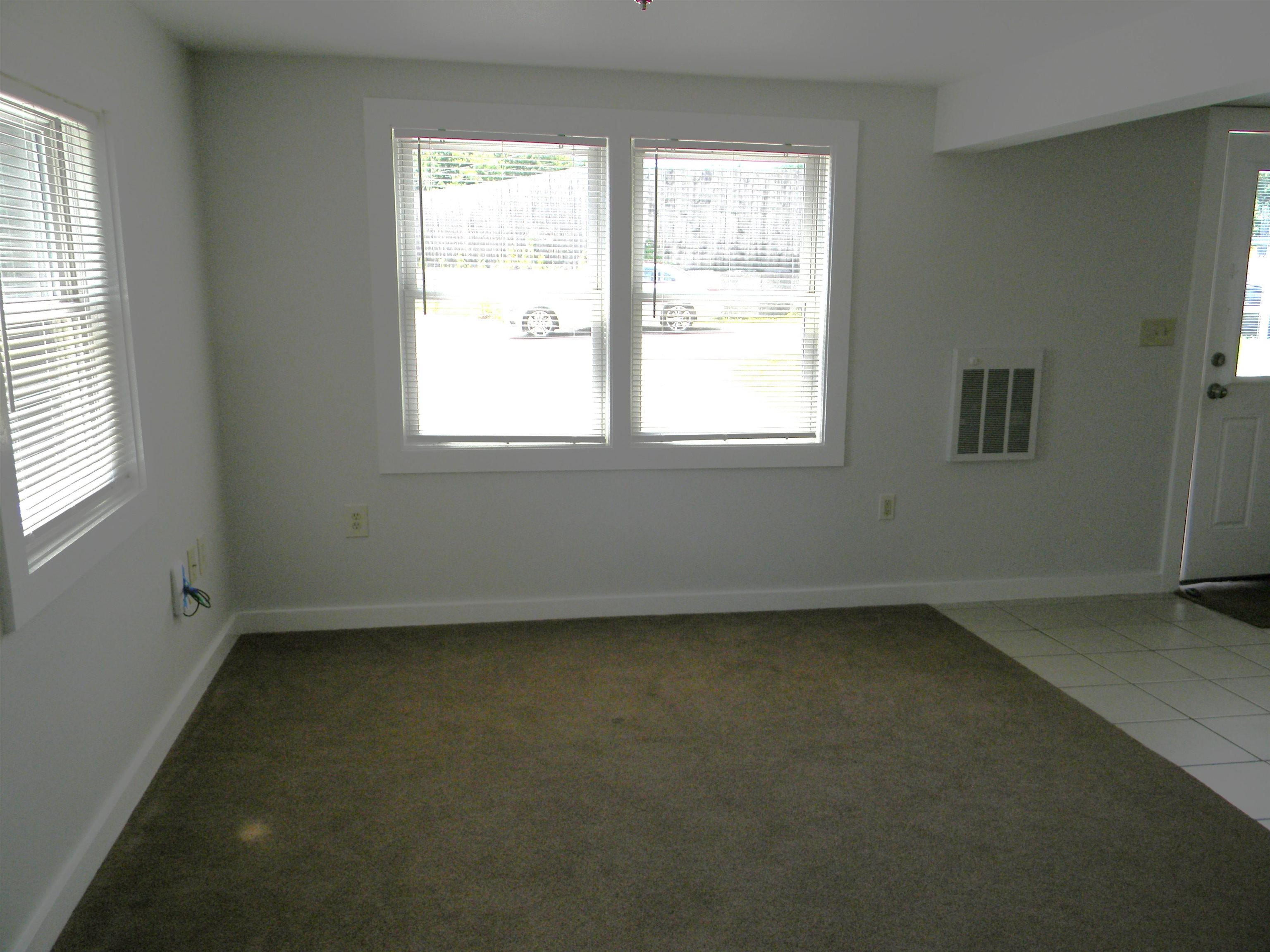43 Rte 125, Unit 3 Kingston, NH 03848 - Photo 5 of 10