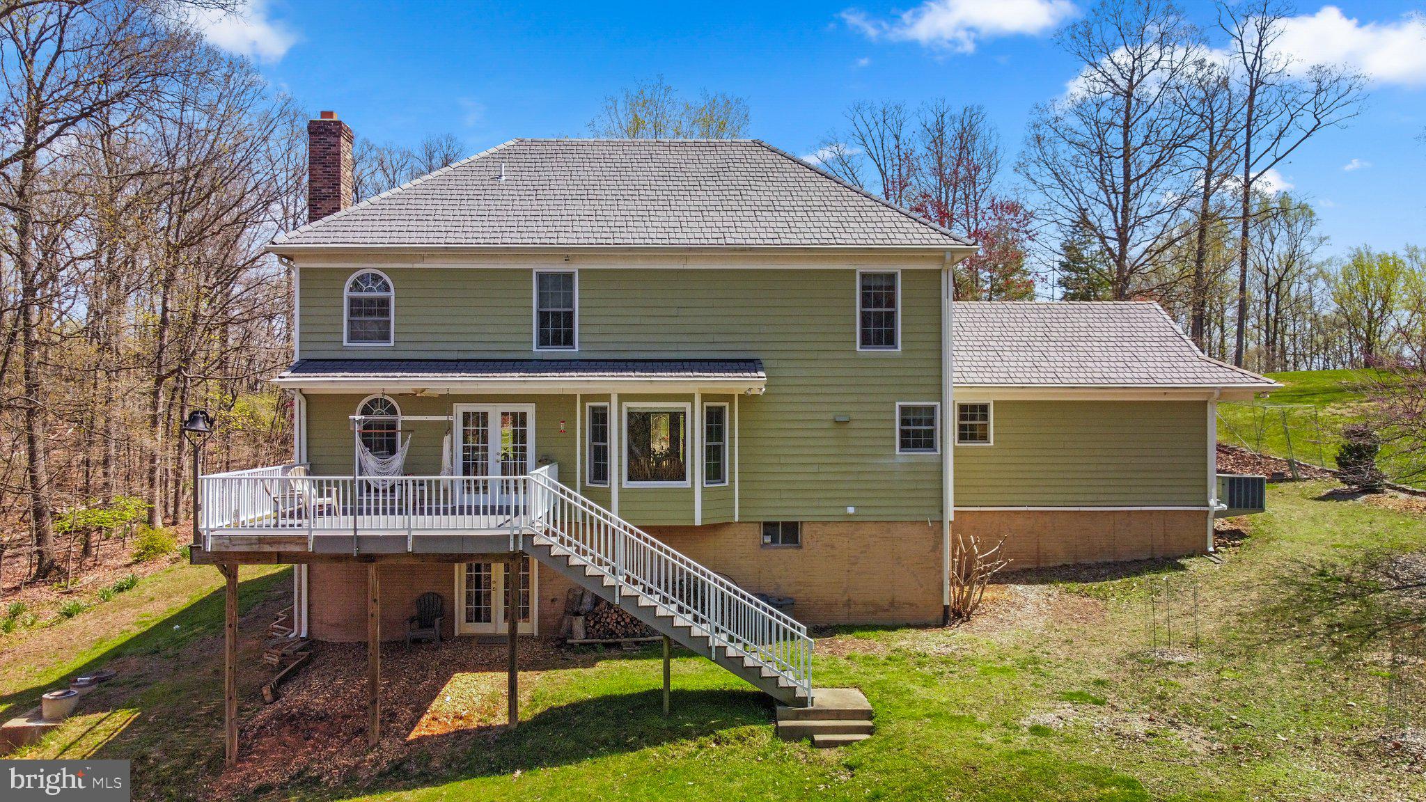 7180 Baldwin Ridge Road Warrenton, VA 20187 - Photo 39 of 46 Rear Deck Stairs