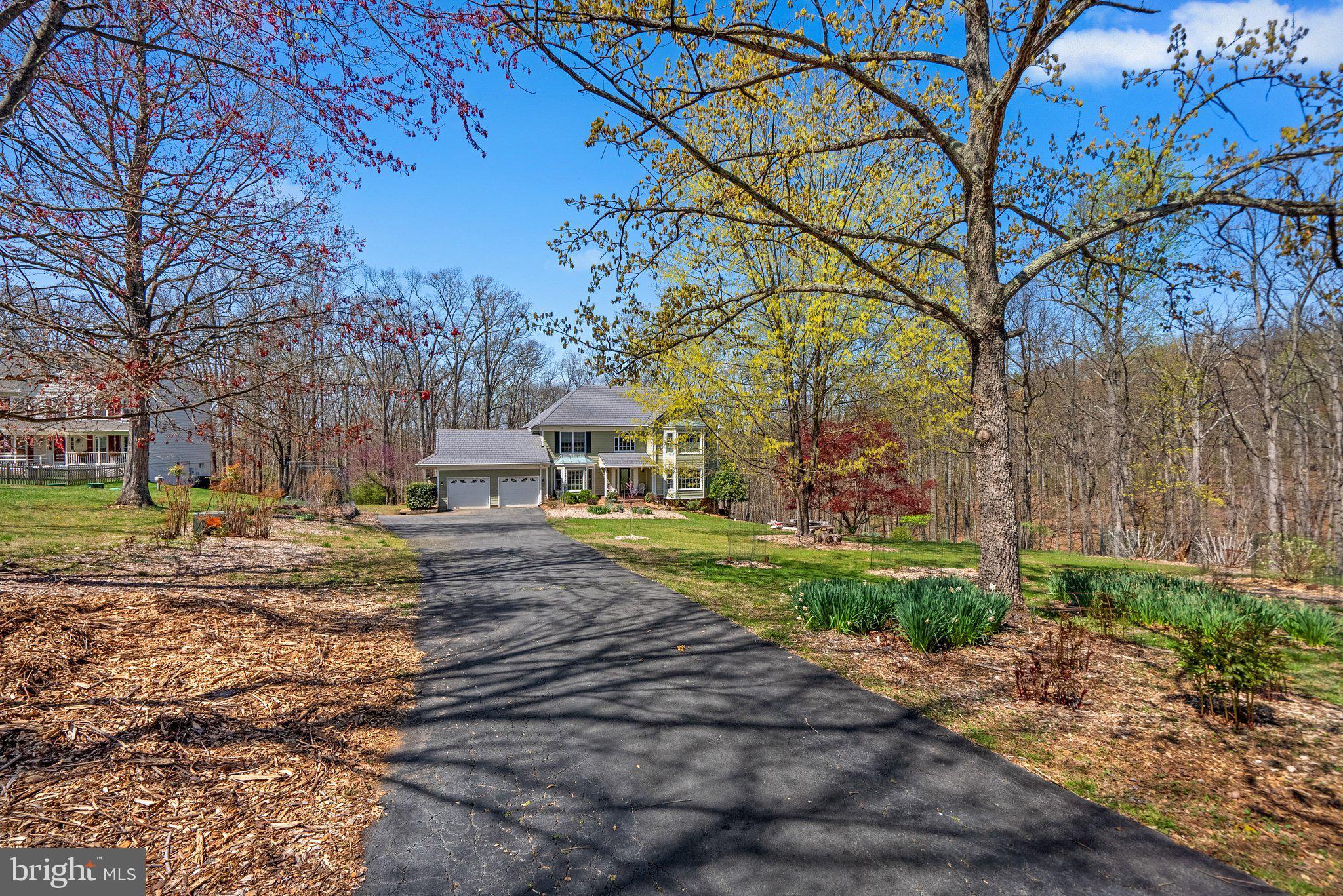 7180 Baldwin Ridge Road Warrenton, VA 20187 - Photo 4 of 46 Plenty of Parking Space