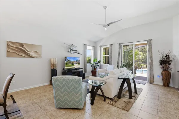 $445,000 | 124 South Hummingbird Place, Palm Coast, FL 32164