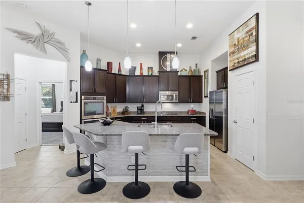 $445,000 | 124 South Hummingbird Place, Palm Coast, FL 32164