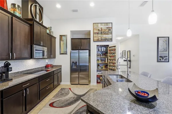 $445,000 | 124 South Hummingbird Place, Palm Coast, FL 32164
