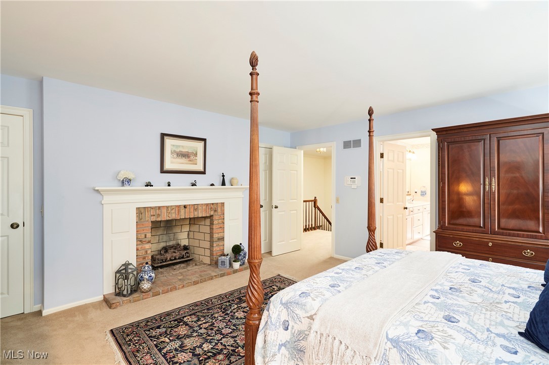 1064 Rambling Way Akron, OH 44333 - Photo 19 of 46