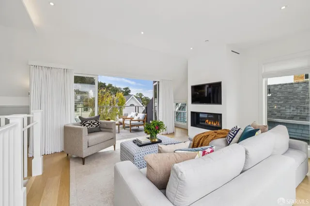 $9,995,000 | 2550 Baker Street, San Francisco, CA 94123