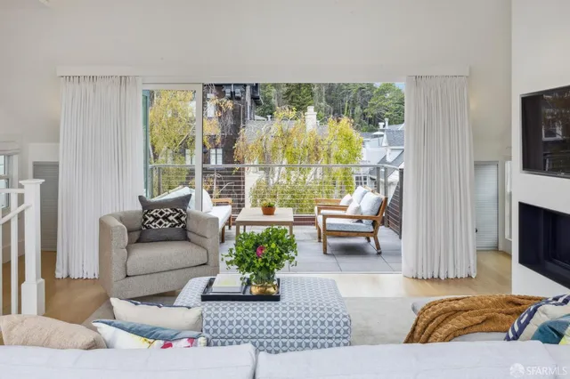 $9,995,000 | 2550 Baker Street, San Francisco, CA 94123