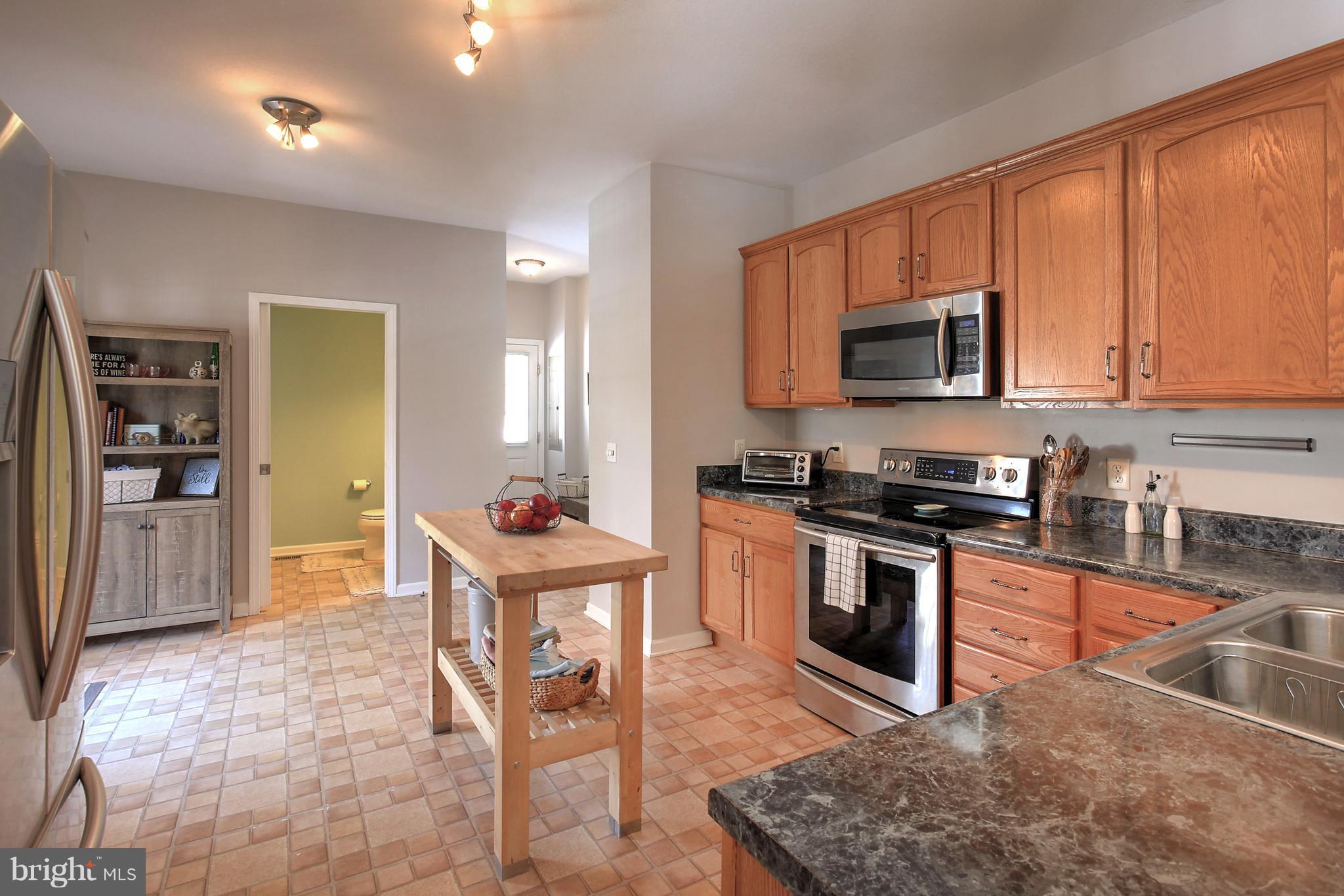 9674 Poindexter Road Louisa, VA 23093 - Photo 7 of 24 Kitchen