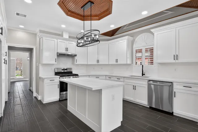 $414,900 | 17722 Forest Park Lane, Spring, TX 77379