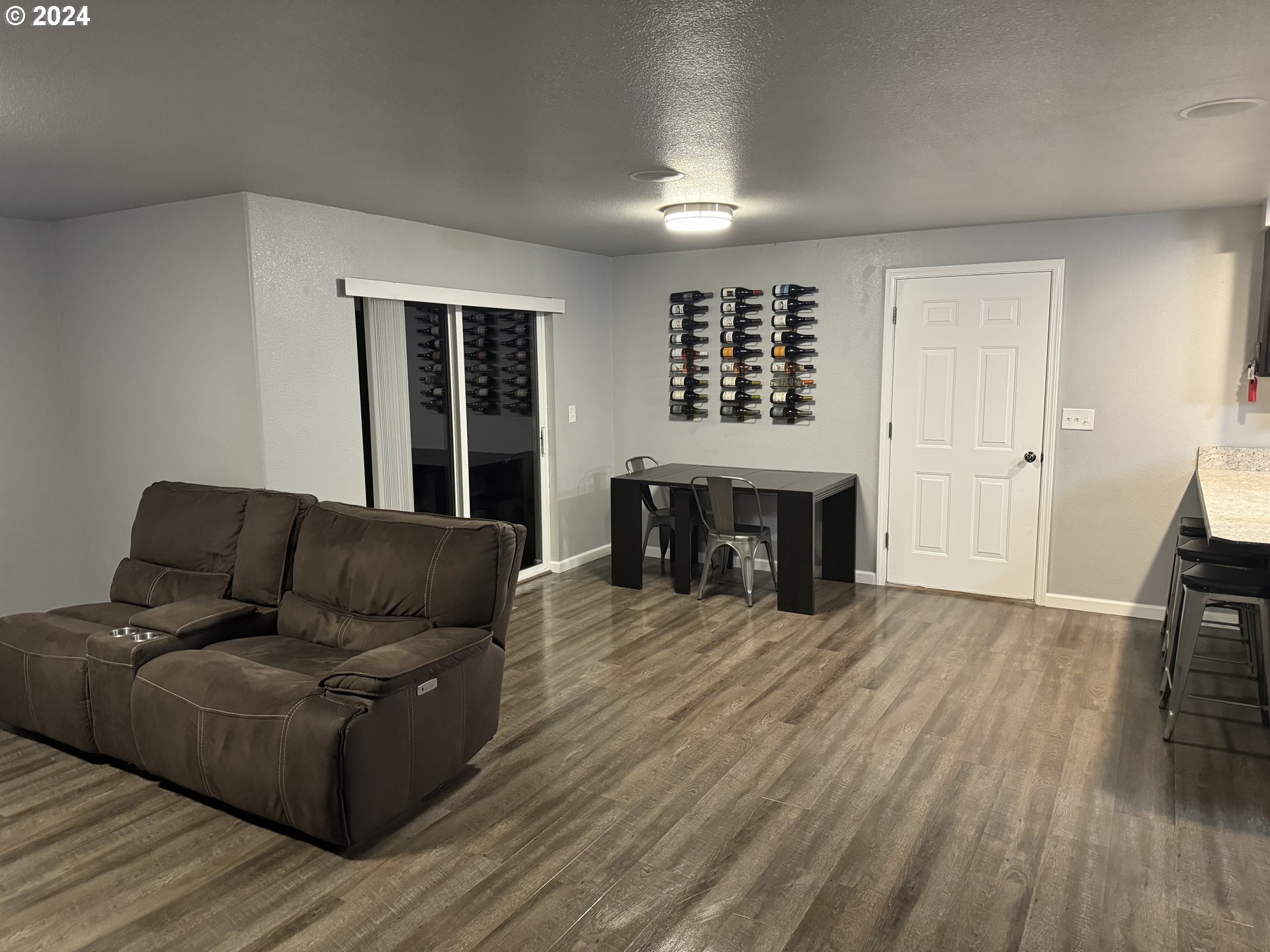 198 Little Valley Road Roseburg, OR 97471 - Photo 3 of 22 Gallery Image 3