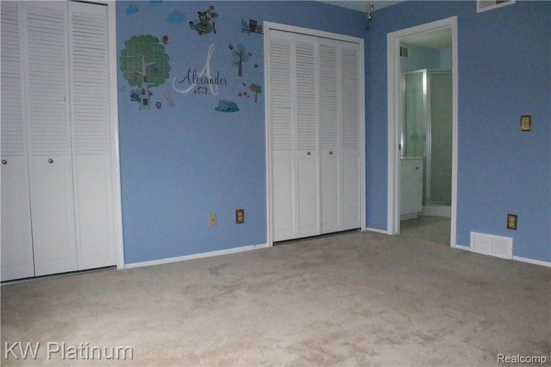 125 Cuttle Road, Unit E37 Marysville, MI 48040 - Photo 23 of 34 IMG_0636.JPG