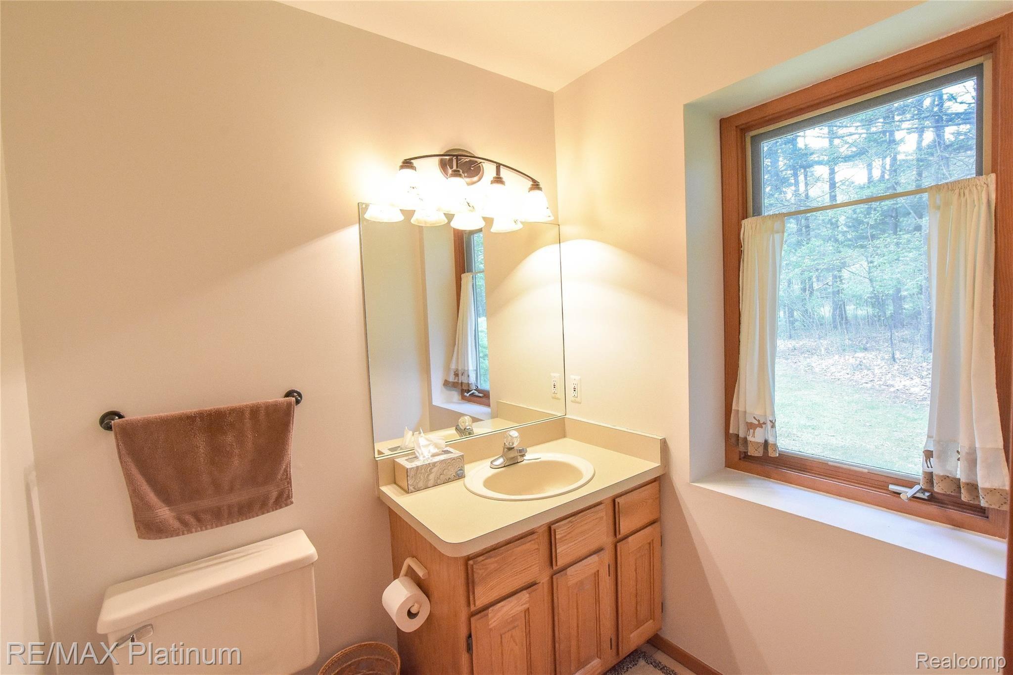 716 West Davis Road Howell, MI 48843 - Photo 27 of 48 DSC_4411.jpg