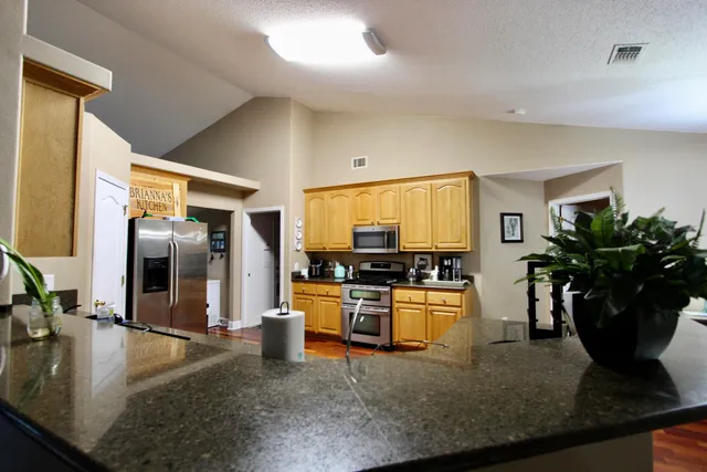 $2,450 | 624 Territory Lane, Crestview, FL 32536