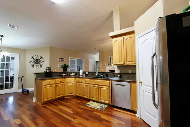 $2,450 | 624 Territory Lane, Crestview, FL 32536