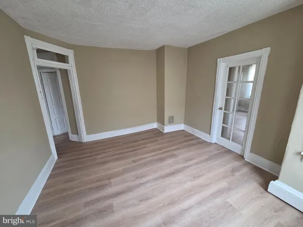 $1,750 | 2 East Broad Street, Unit 2, Palmyra, NJ 08065