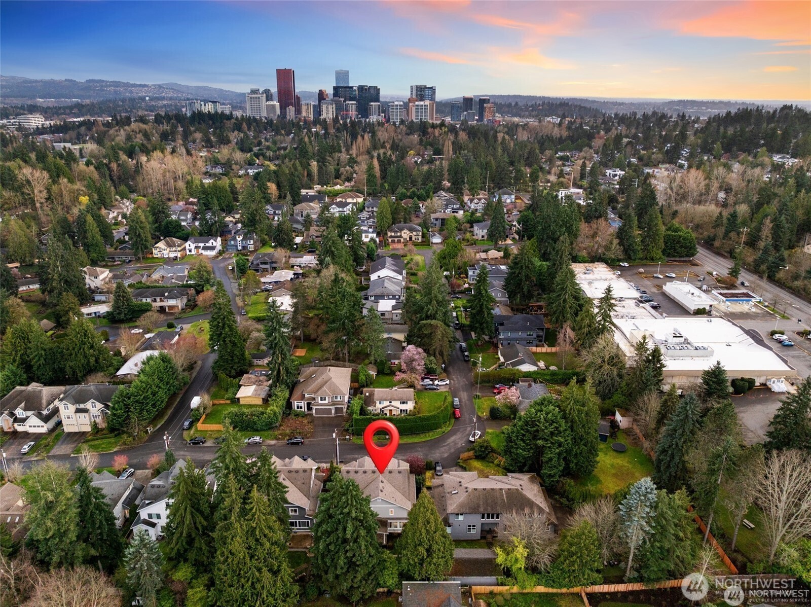 10610 Northeast 28th Street Bellevue, WA 98004 - Photo 34 of 35