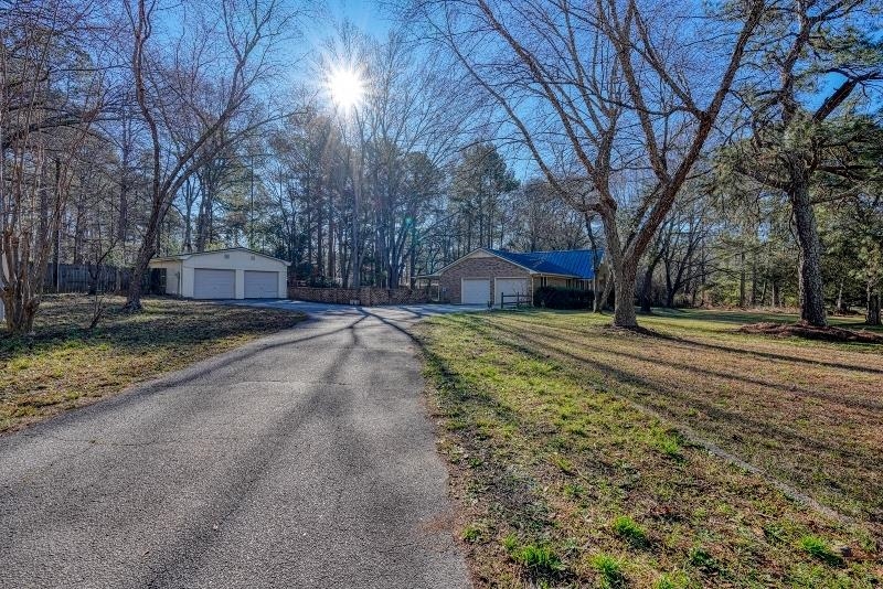 320 North Flat Rock Road Piedmont, SC 29673 - Photo 36 of 50