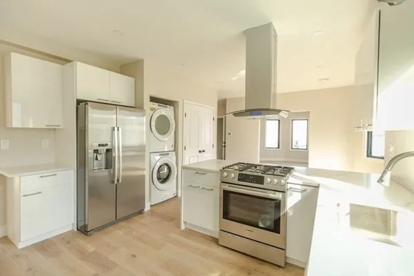 $3,600 | 132-134 Holton Street, Unit 2, Boston, MA 02135