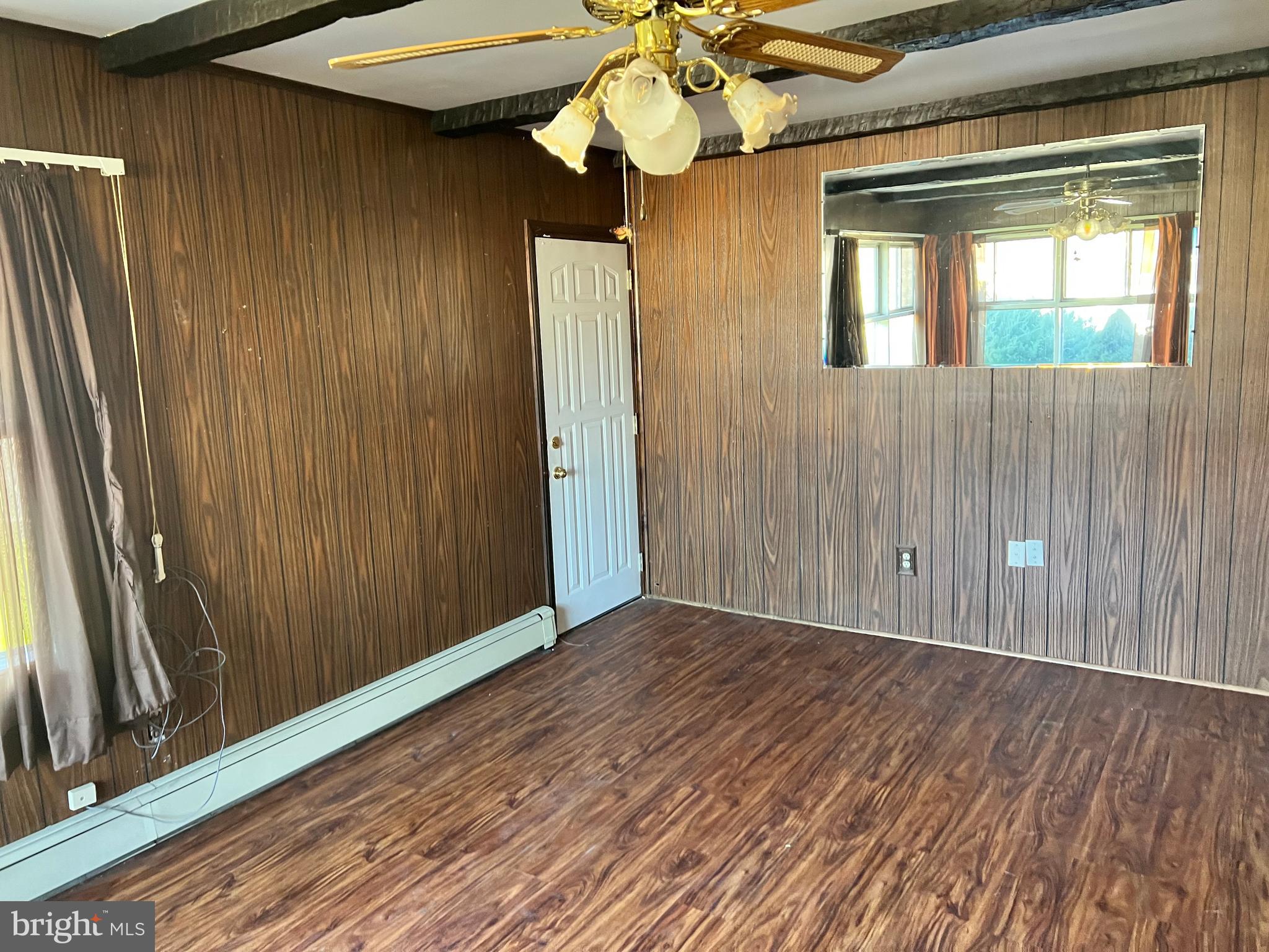67 Incurve Road Levittown, PA 19057 - Photo 8 of 9 Gallery Image 8