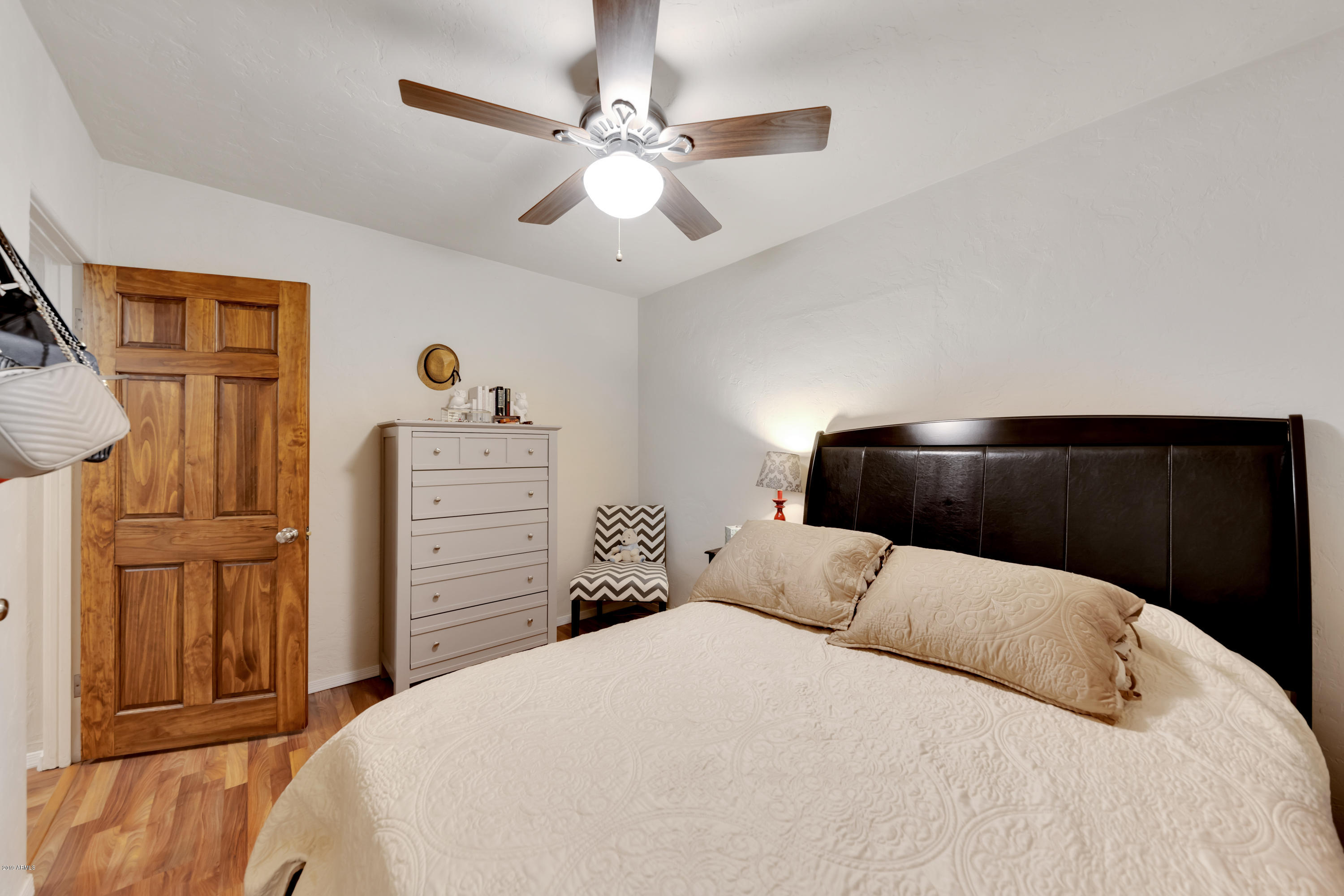1636 East Cheery Lynn Road Phoenix, AZ 85016 - Photo 6 of 23 1636 E Cheery Lynn 1st bedroom