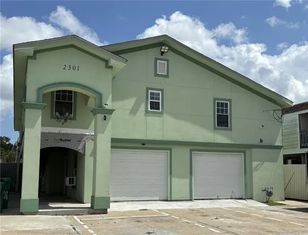 $450,000 | 2301 Alex Kornman Boulevard, Harvey, LA 70058