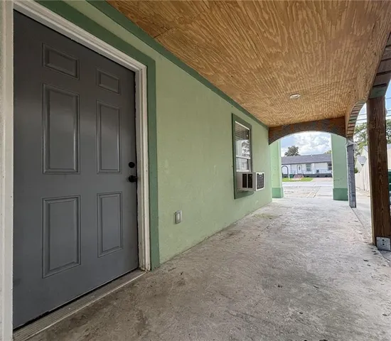 $450,000 | 2301 Alex Kornman Boulevard, Harvey, LA 70058