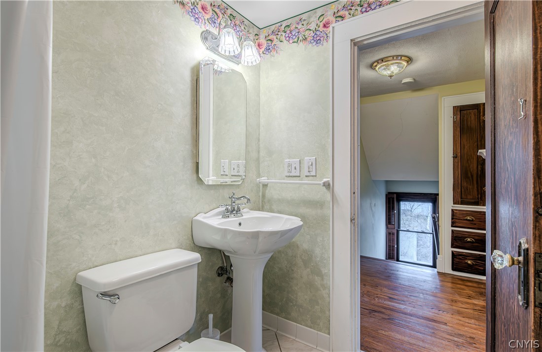 111 Charing Road DeWitt, NY 13214 - Photo 37 of 50