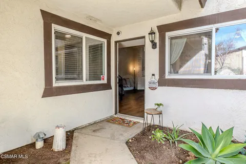 $879,000 | 1796 Tipperary Lane, Newbury Park, CA 91320
