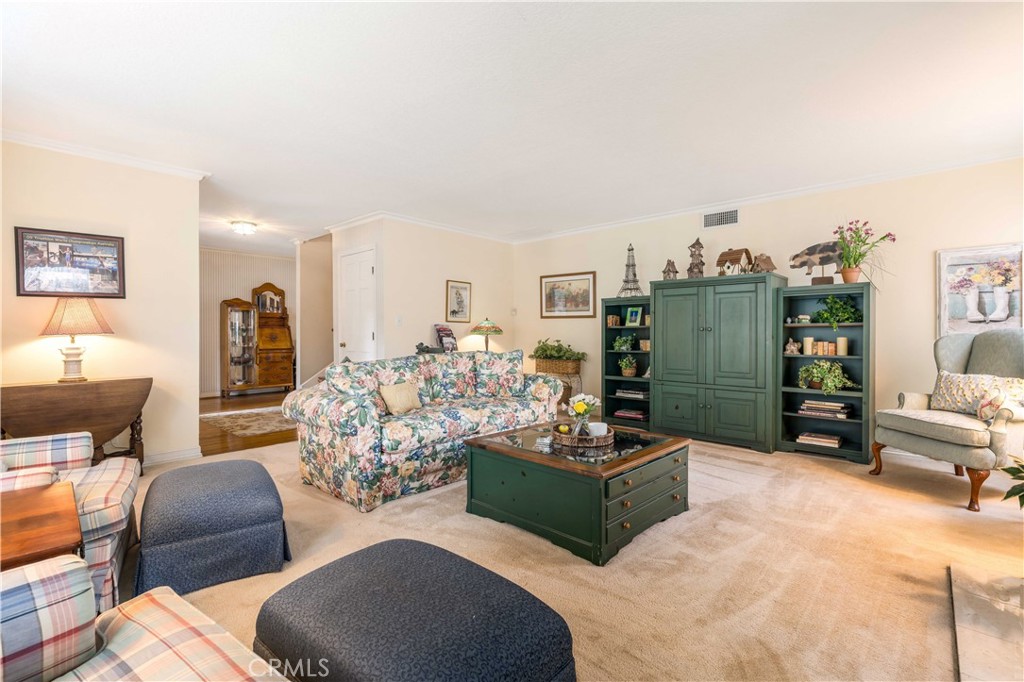 1714 Riverside Drive Glendale, CA 91201 - Photo 11 of 40