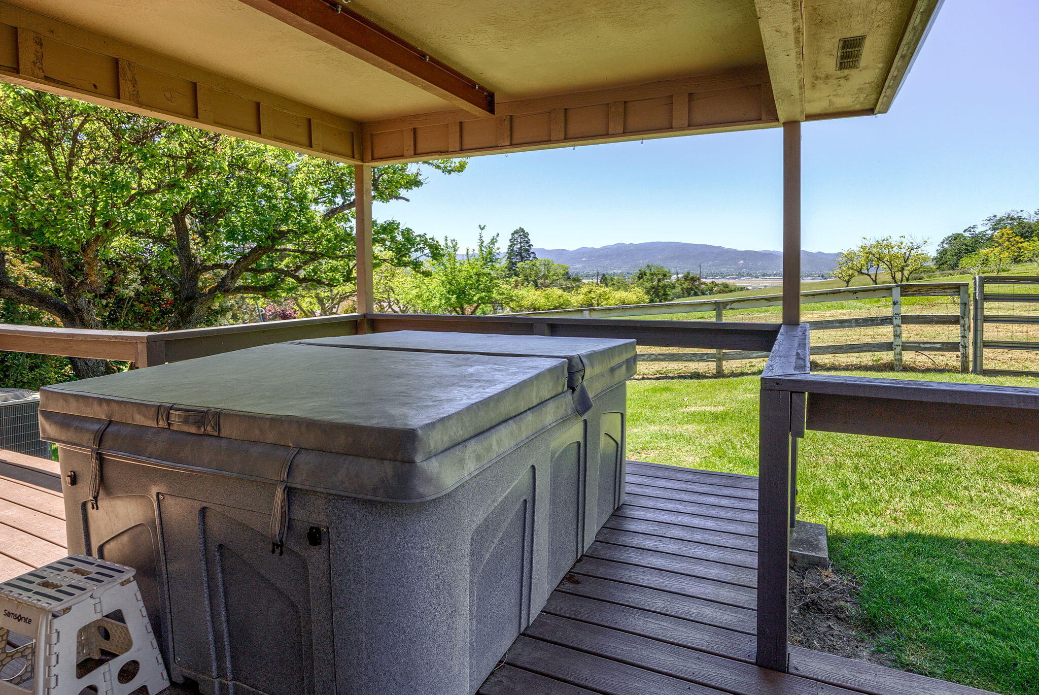 2067 Coker Butte Road Medford, OR 97504 - Photo 52 of 73 49