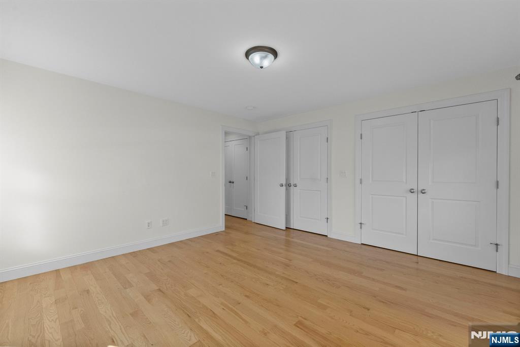 165 Fort Lee Road Teaneck, NJ 07666 - Photo 14 of 20