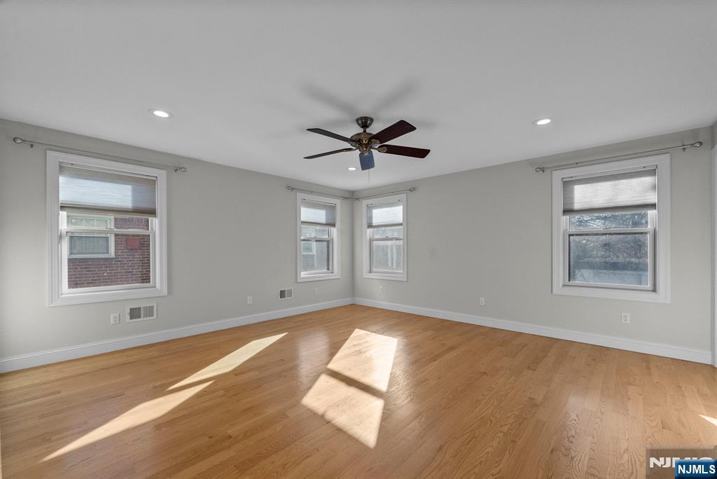 165 Fort Lee Road Teaneck, NJ 07666 - Photo 16 of 20