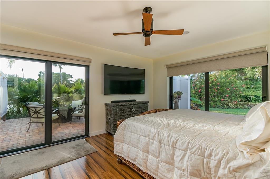 2 Island Road Sewall's Point, FL 34996 - Photo 15 of 42