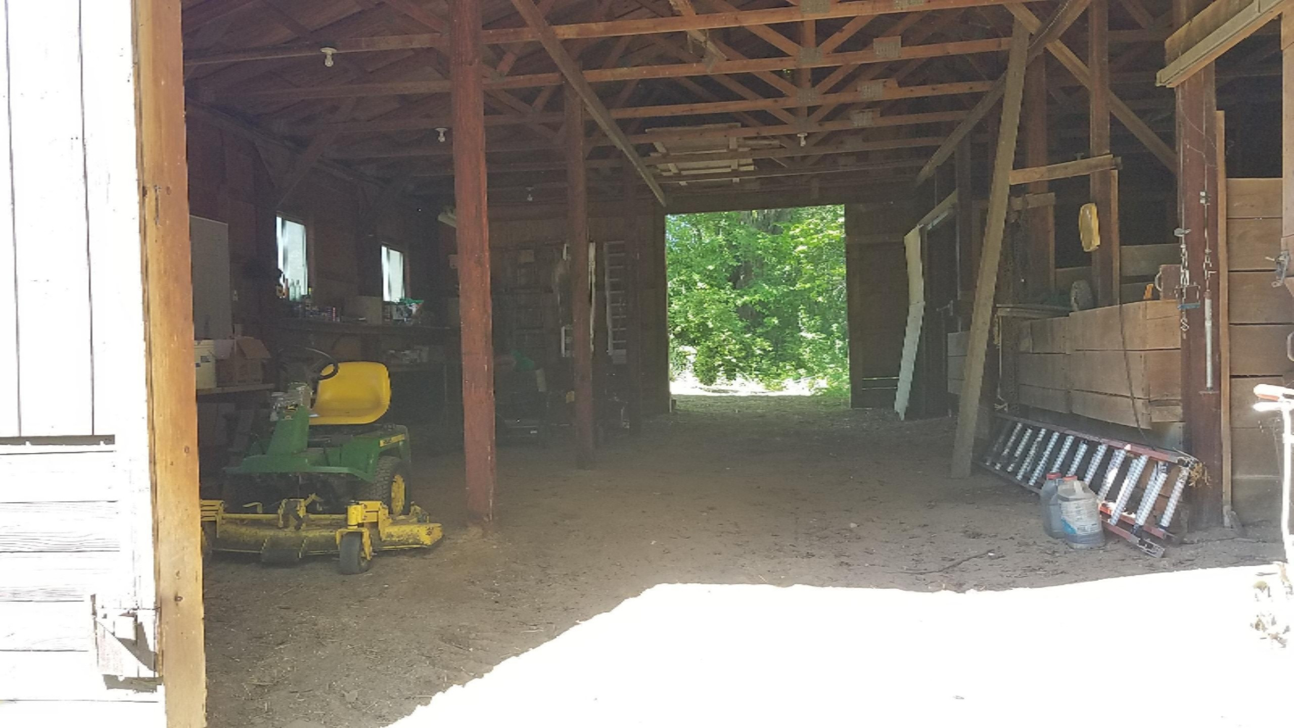 10855 Okemos Road Portland, MI 48875 - Photo 51 of 56 20170601_110041