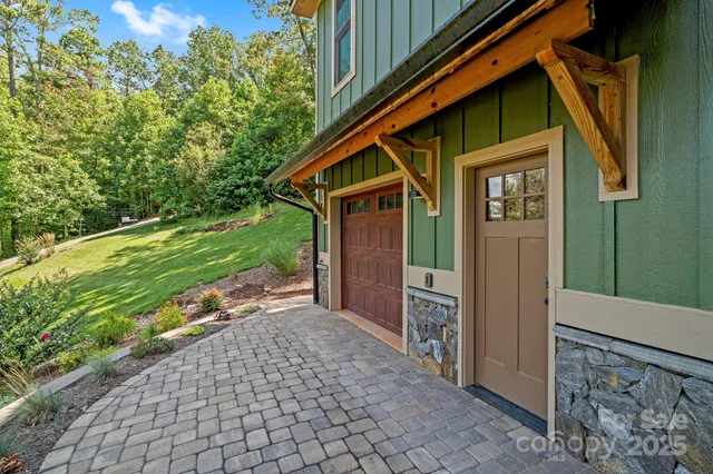 $660,000 | 211 Wimbledon Court, Leicester, NC 28748