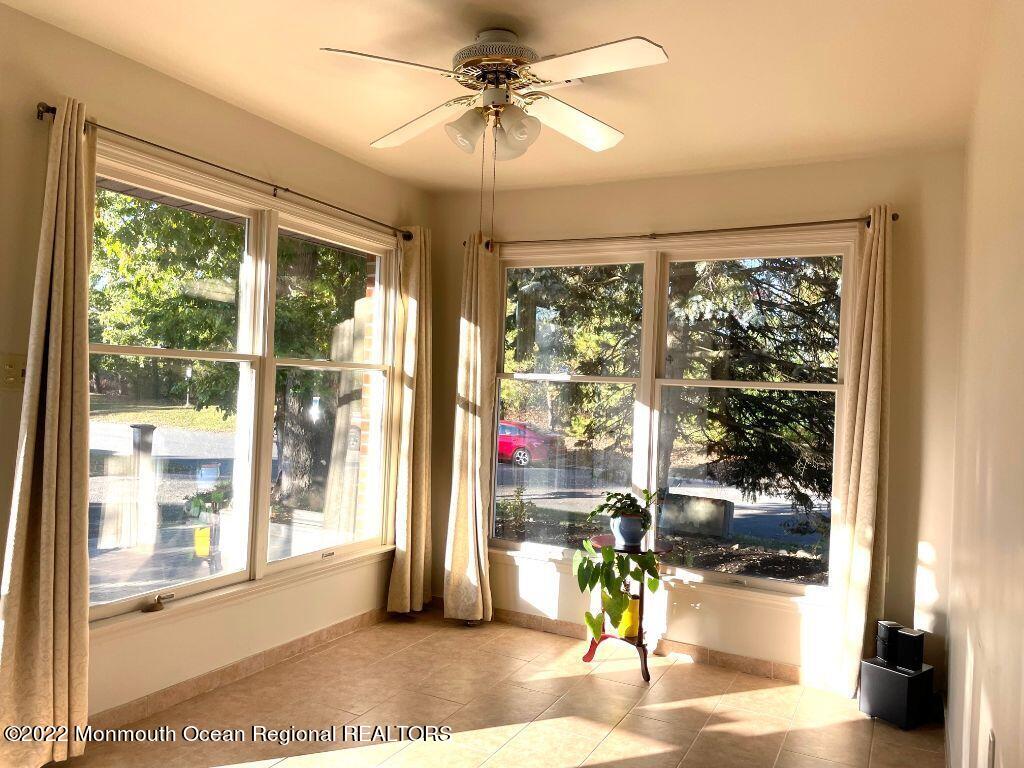 44 B Stage Road Manahawkin, NJ 08050 - Photo 3 of 23 manny sun room