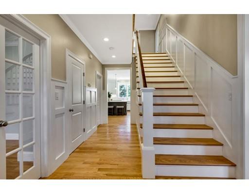 6 Sheridan Road Bedford, MA 01730 - Photo 3 of 30 Gallery Image 3