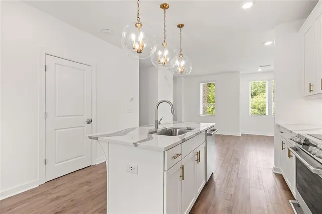 $2,700 | 383 Grant Circle Southeast, Unit 1612, Atlanta, GA 30315