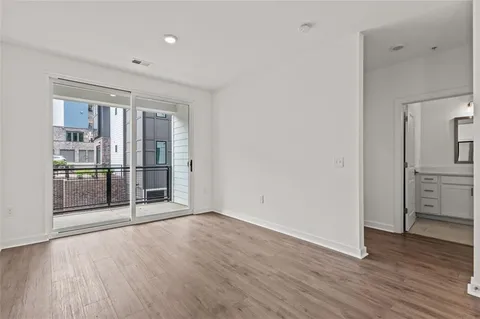 $2,700 | 383 Grant Circle Southeast, Unit 1612, Atlanta, GA 30315